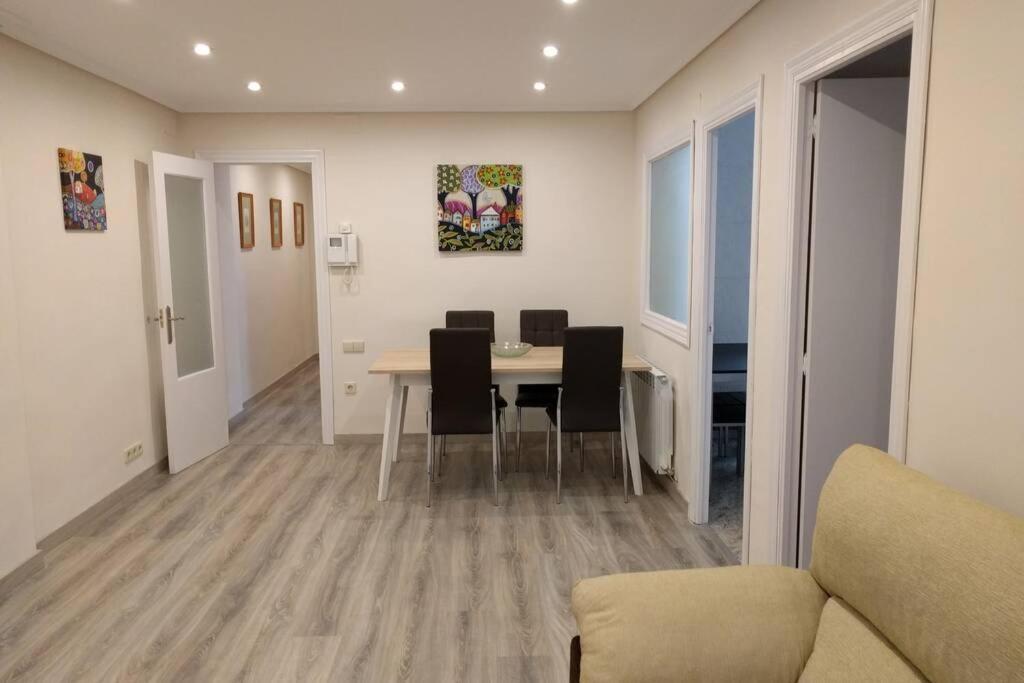 Appartement Agradable, Luminoso, Wifi, Junto Al Ayuntamiento à Logroño Extérieur photo